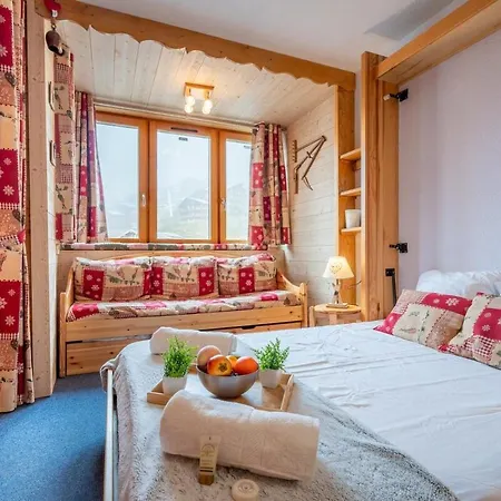Serene Ski-in Out Mountain Escape Apartamento Val Thorens
